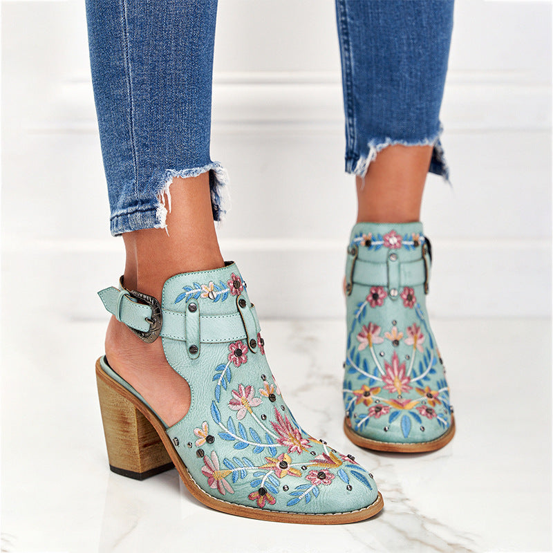 Women's Vintage Floral Embroidered Block Heel Sandals  Boho Ankle Strap Summer Shoes