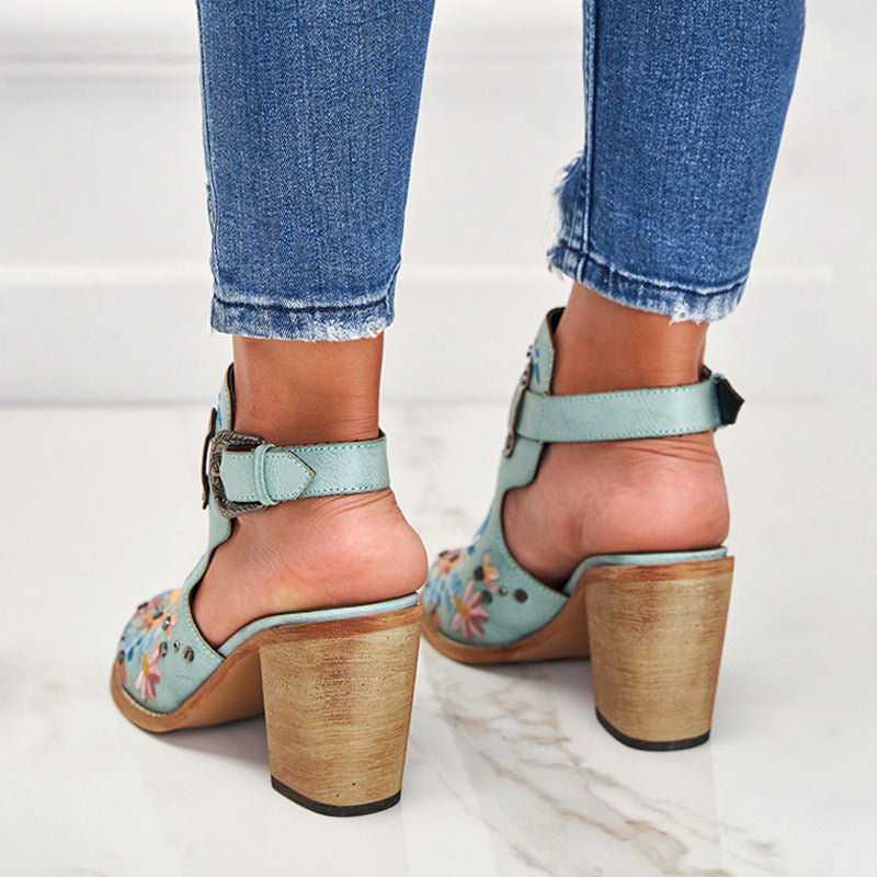 Women's Vintage Floral Embroidered Block Heel Sandals  Boho Ankle Strap Summer Shoes